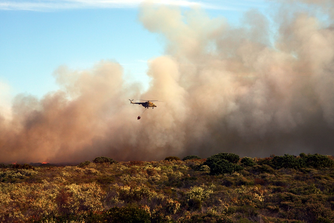 A photo of a bush fire helicopter